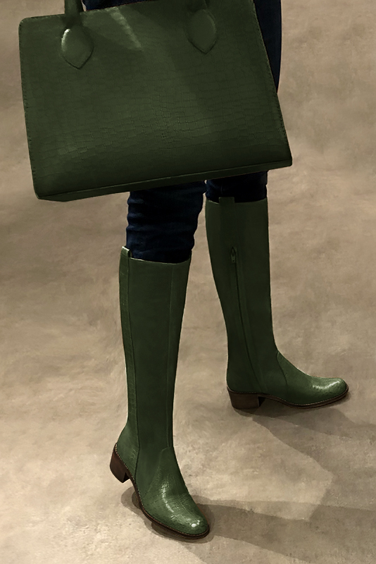 Forest green women's riding knee-high boots. Round toe. Low leather soles. Made to measure. Worn view - Florence KOOIJMAN
